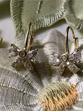 925 - Gold Bow Crystal Drop Earrings - Clear Stones Women/ Girl Dainty Size Set